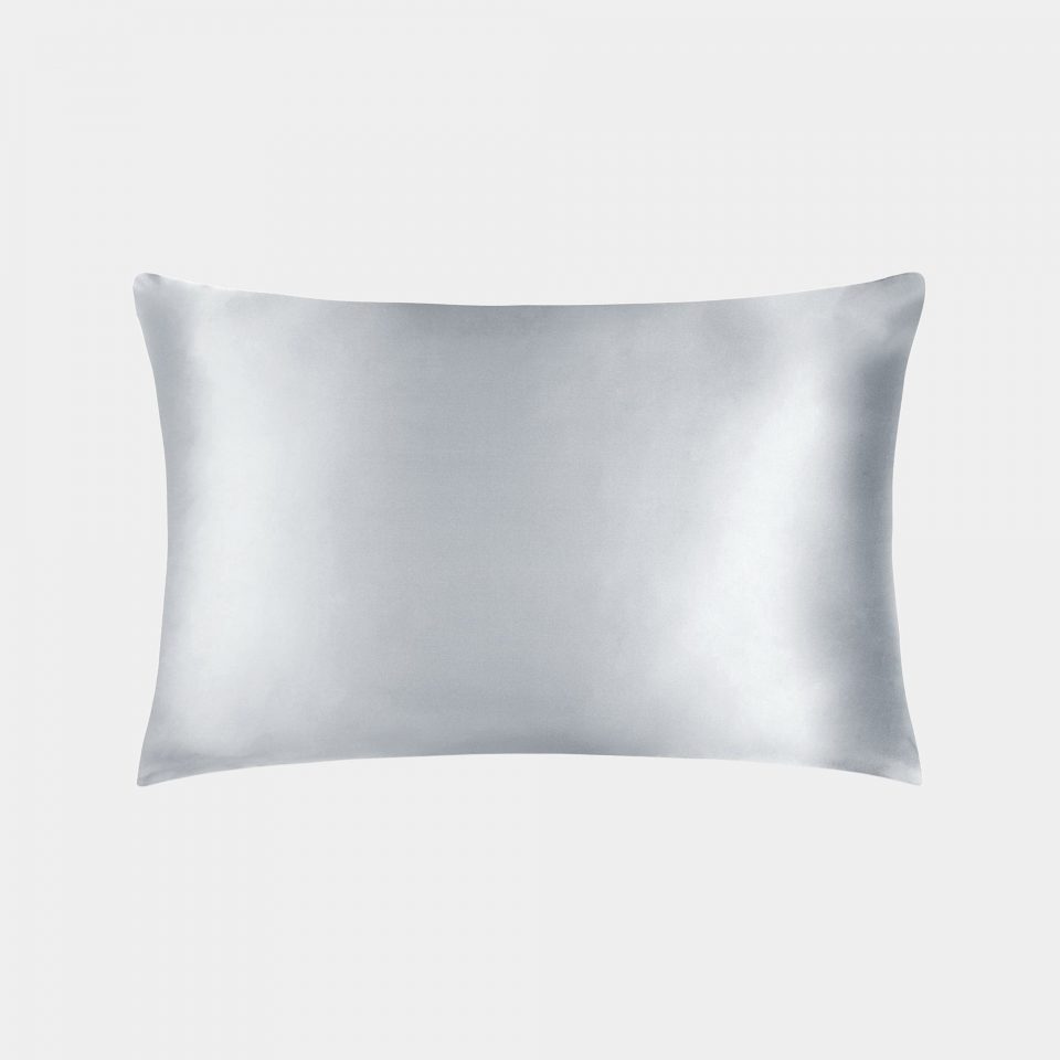 FUNDA DE ALMOHADA DE SEDA CON PLATA